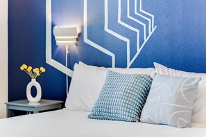 12 habitaciones, tabla de planchar con plancha, cuna de viaje y wifi 