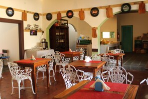Breakfast area - Hotel Bem-te-vi (Ubatuba)