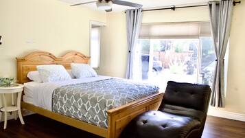 3 bedrooms, in-room safe, iron/ironing board, travel crib