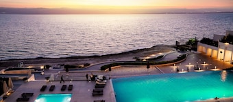 PORTO & ALMIRA BEACH