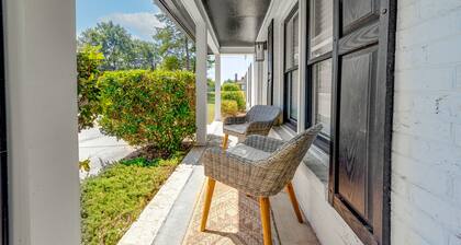 The Retreat by SouthPark- Spacious 3-Bedroom Near Shopping & Dining in SouthPark