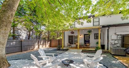 The Retreat by SouthPark- Spacious 3-Bedroom Near Shopping & Dining in SouthPark