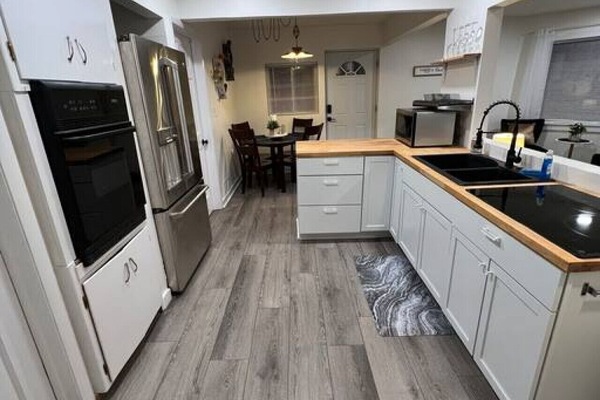 Geladeira, micro-ondas, fogão, cooktop