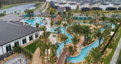 Enjoyable Townhouse 4Bed/3Bath/Pool/5Min From Disney