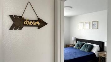 2 bedrooms, bed sheets