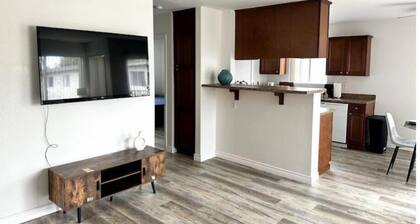 El Cajon Comfort Retreat 2bd 1ba