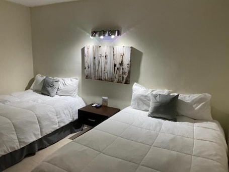 Standard Double Room | Down comforters, free WiFi
