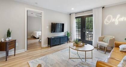 Newly Renovated Game Day - Ready Rebel Condo! 10 minute walk to games!