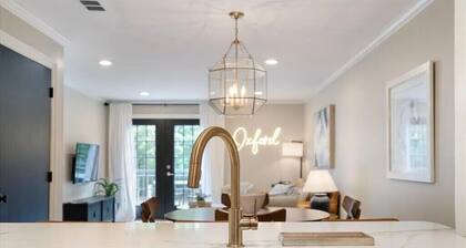 Newly Renovated Game Day - Ready Rebel Condo! 10 minute walk to games!