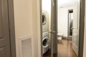 Interior - Elegant new 1BR loft in downtown (Roanoke)