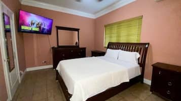 1 Schlafzimmer, Zimmersafe, Bügeleisen/Bügelbrett, WLAN