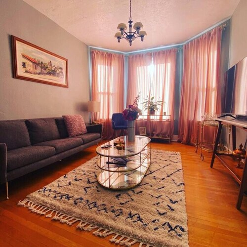 Historic Queen Anne | Hot Tub | Fenced Backyard