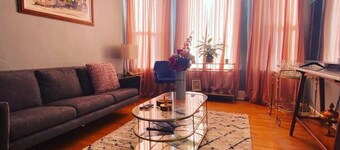 Historic Queen Anne | Hot Tub | Fenced Backyard