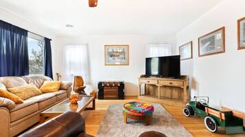 Smart-tv en een open haard