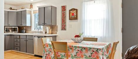 تناول الطعام