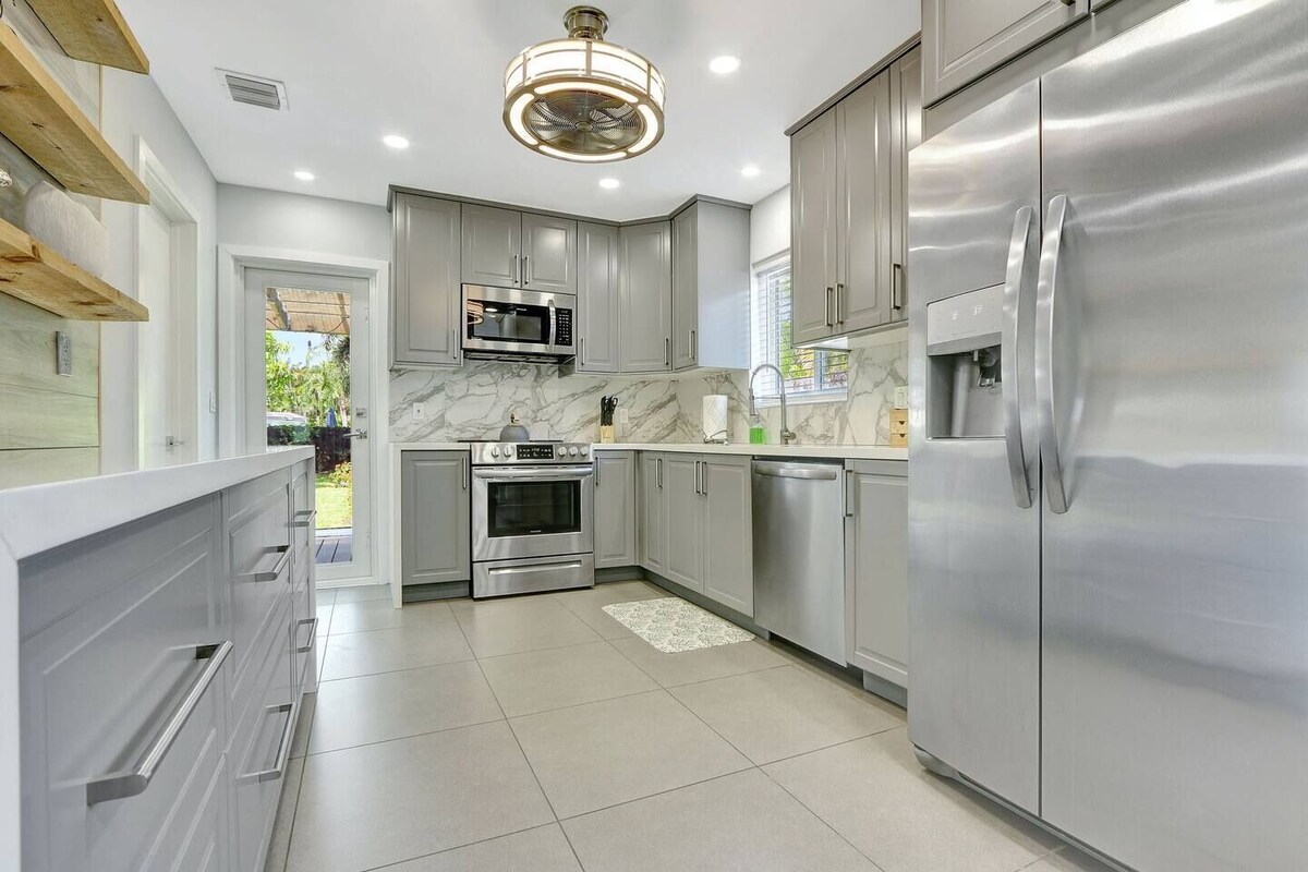 Ft. Lauderdale Getaway w/ Hot Tub!