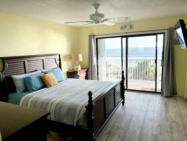 2 bedrooms, desk, iron/ironing board, free WiFi - 2 Bdrm 2 Bath Oceanfront Townhouse w/2 private balconies, pool, close to Daytona (Ormond Beach)