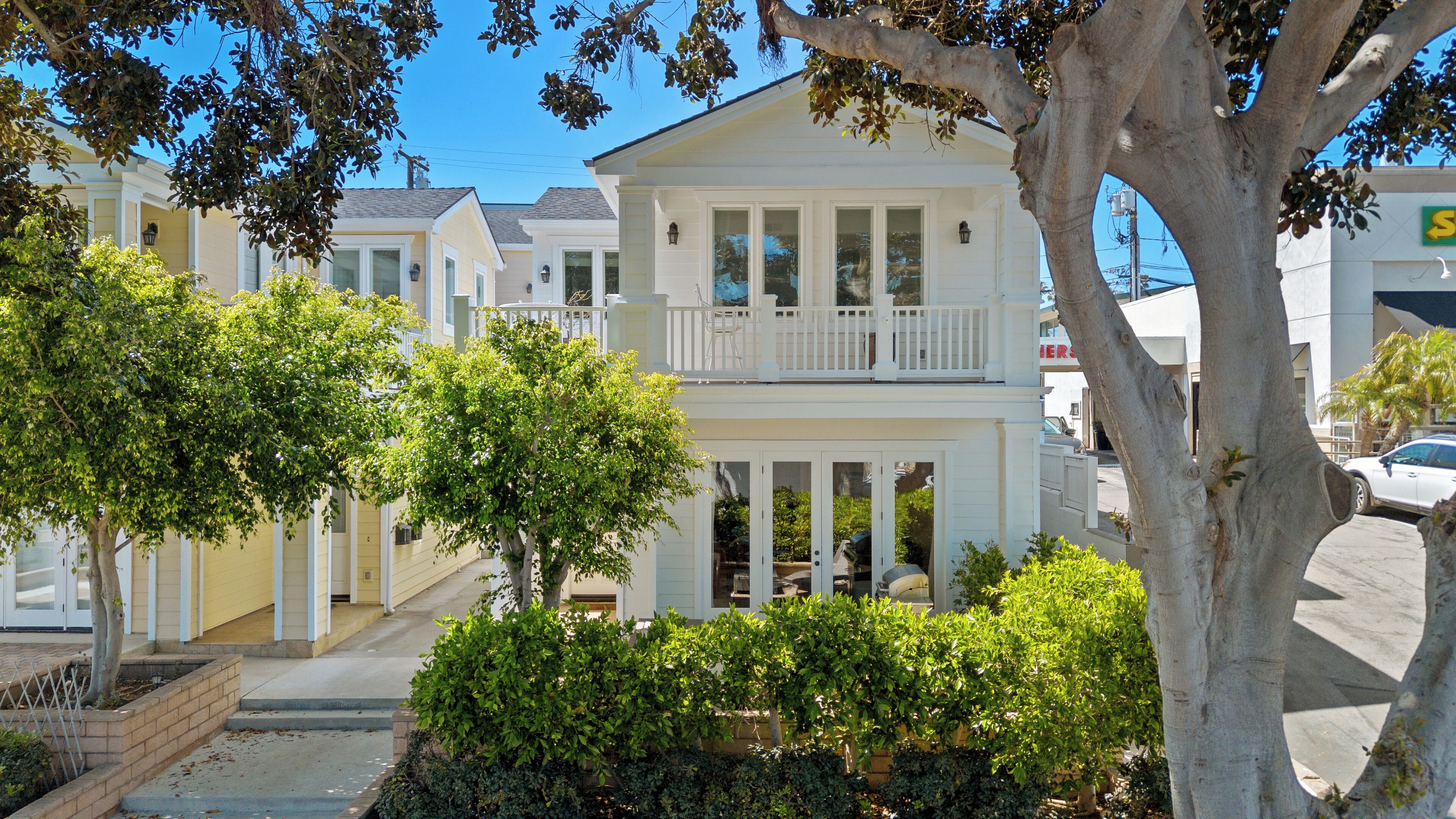 CDM Beach House