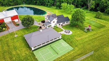 Sportplatz