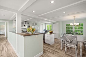 Fridge, microwave, oven, stovetop - Victoria Loop! Private Pool + AC & Waterfall Views (Princeville)