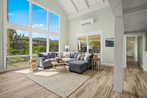 Smart TV - Victoria Loop | Stunning Princeville Home w/PRIVATE POOL! A/C+Waterfall Views. (Princeville)