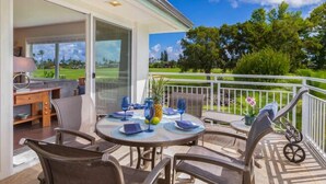 Outdoor dining - Deluxe Princeville Condo! Golf Views & Heated Pool (Princeville)