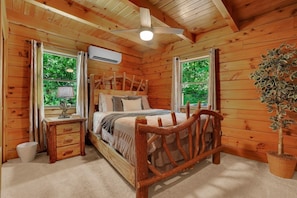 3 bedrooms, desk, iron/ironing board, travel cot
