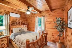 3 quartos, ferros/tábuas de passar roupa, berço de viagem