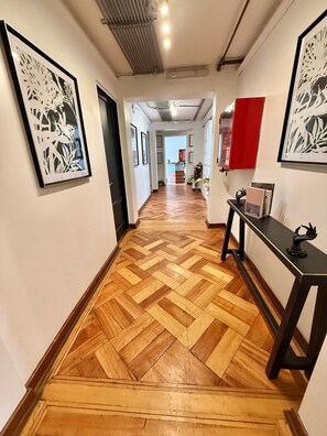 Flat-screen TV - Santiago Patio Bellavista (Santiago)