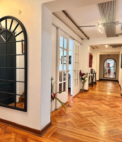 Televisión de pantalla plana