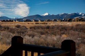 Property grounds - Modern+Spacious • Ski Winter Park • Private Hot • Family-Friendly • EVCharger (Tabernash)