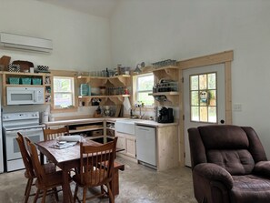Private kitchen - Off the beaten path (Water Valley)