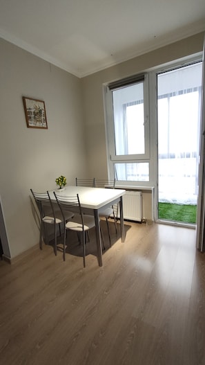Billede uden beskrivelse, 3 af 15, knap
