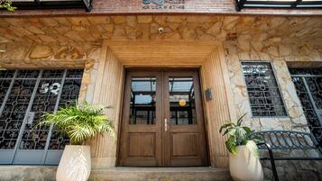 Entrada de la propiedad