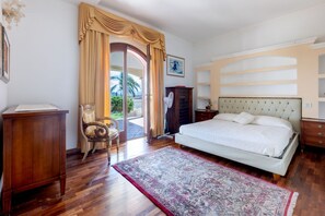 7 Schlafzimmer, Bügeleisen/Bügelbrett, Internetzugang