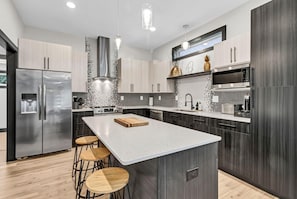 Fridge, microwave, oven, stovetop - Modern Mill House -Luxury Stay with outdoor living -Walk downtown- Pets Welcome (Greer)