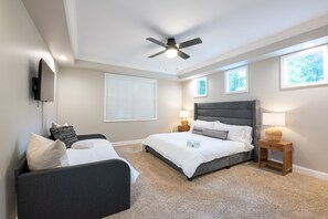 4 Schlafzimmer, Bügeleisen/Bügelbrett, Reisekinderbett, kostenloses WLAN