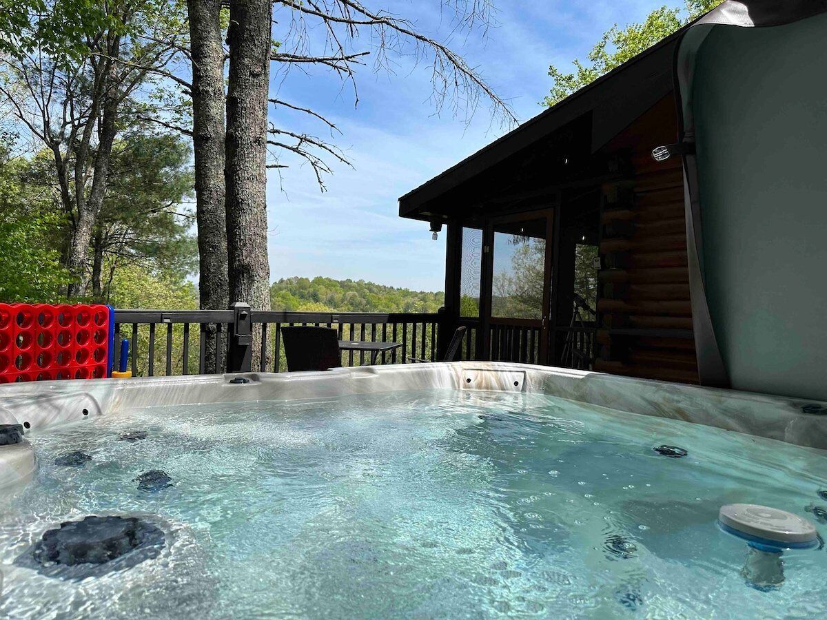 Bañera de hidromasaje al aire libre