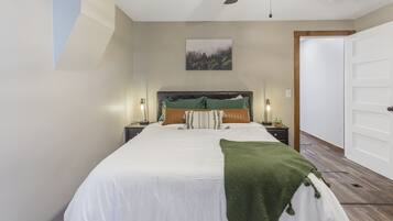 1 bedroom, iron/ironing board, WiFi, bed sheets