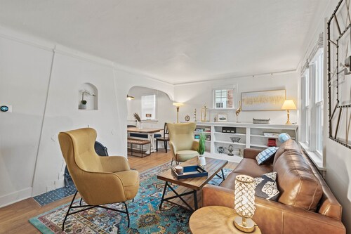 Stroll to Manito Park, Cozy, Classic, Unforgettable | The Colette