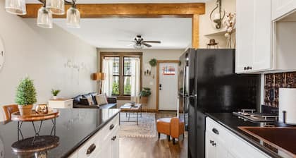 Stylish Uptown Butte Condo - 634