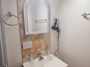 Apartment | Badezimmer
