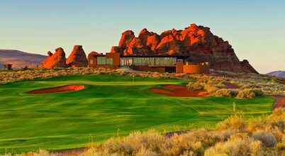 Activities and Amenities: Pet Friendly + Golf + Sand Dune