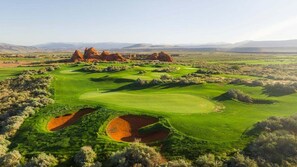 Golf - Activities & Amenities: Fun for Everyone! (Hurricane)