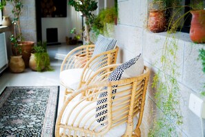 Interior - Inspiring 3Bed Unit with Sunny Balcony & Fireplace (Amman)