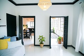 Interior - Inspiring 3Bed Unit with Sunny Balcony & Fireplace (Amman)