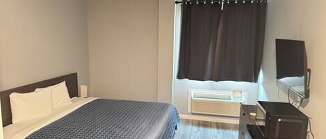 Egyptian cotton sheets, premium bedding, down comforters