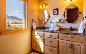 Interior - AJ's Outpost- Family retreat, Mountain views, Great location (Cody)