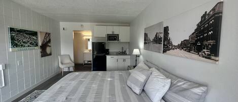 Fer et planche Ă repasser, Wi-Fi, draps fournis