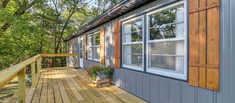 Peaceful Cassville Vacation Rental - Hike & Fish!